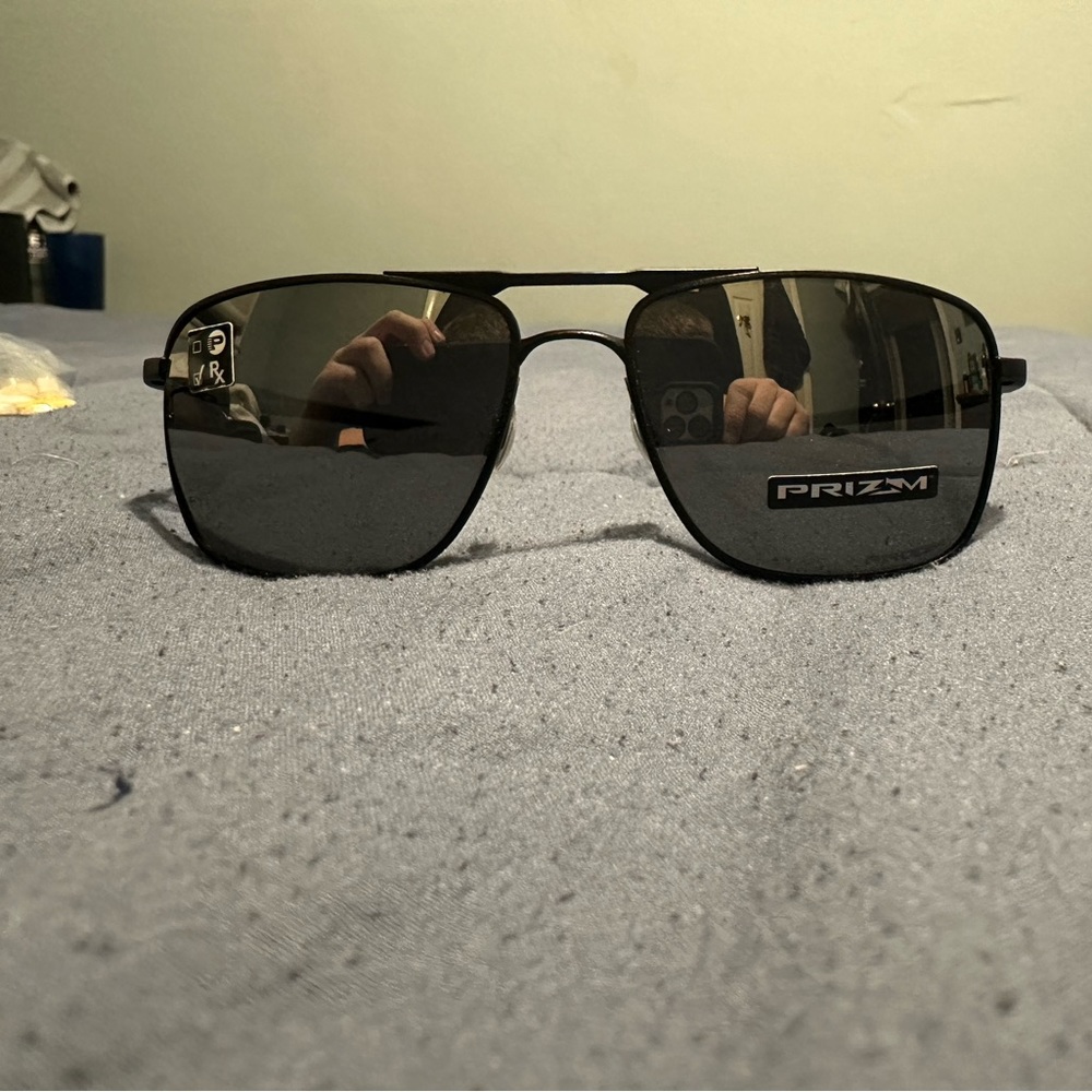 Oakley Prizm Polarized men’s sunglasses